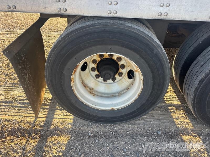 Utility 53 ft x 102 in T/A Van Trailer Van Body Trailers
