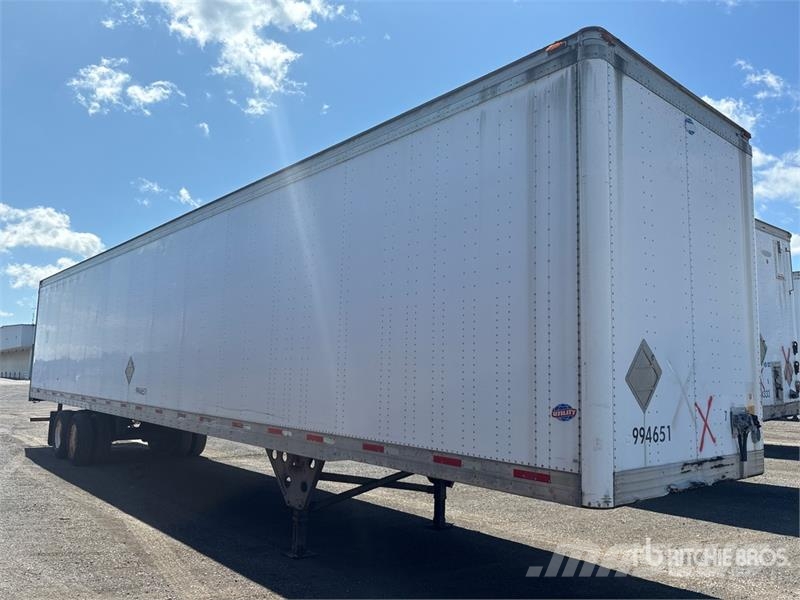 Utility 53 ft x 102 in T/A Van Trailer مقطورات ذات هيكل صندوقي