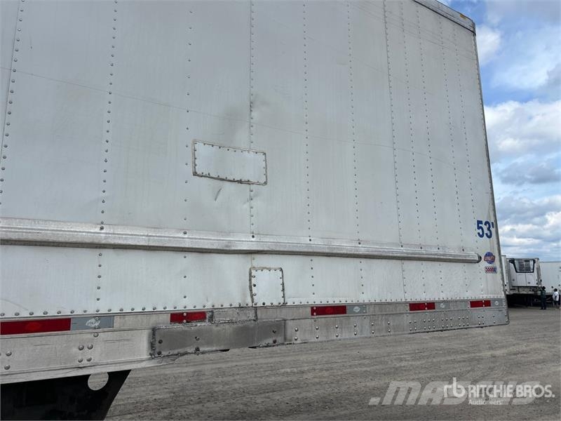 Utility 53 ft x 102 in T/A Refrigerated Trailer نصف مقطورات بدرجة حرارة قابلة للضبط