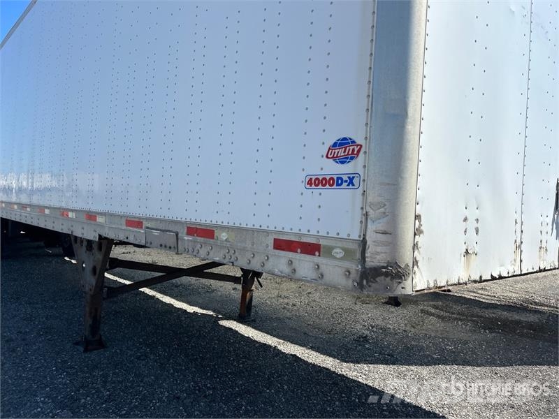 Utility 53 ft x 102 in Tri/A Van Trailer Remorque Fourgon