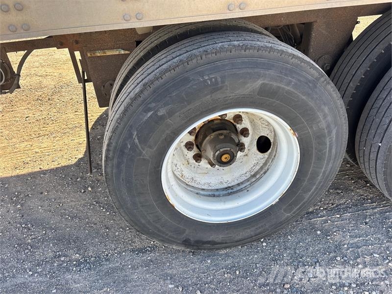 Utility 53 ft x 102 in T/A Van Trailer Dengtos priekabos