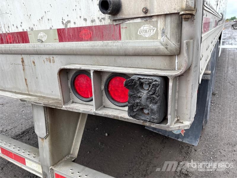 Utility 53 ft x 102 in T/A Van Trailer مقطورات ذات هيكل صندوقي