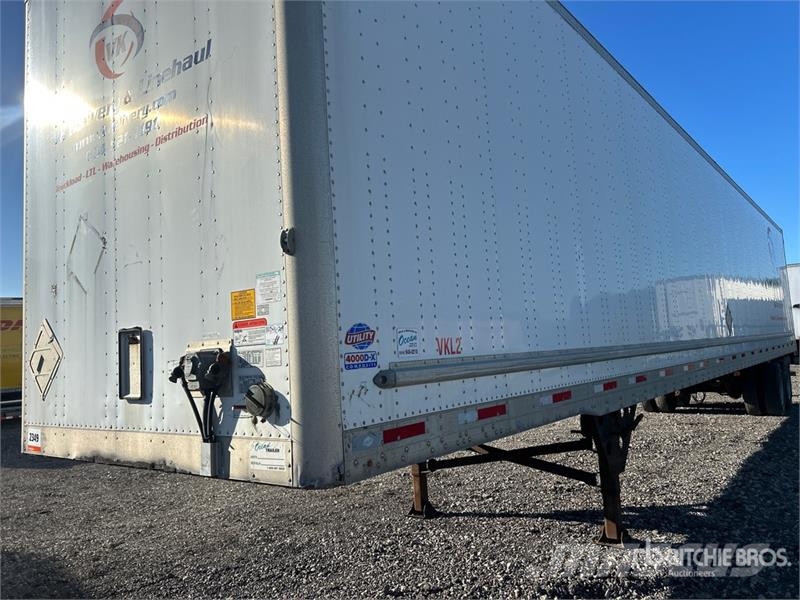 Utility 53 ft x 102 in T/A Van Trailer Прицепы-фургоны
