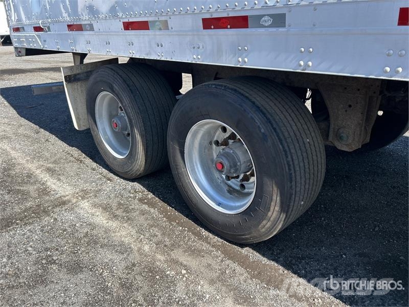 Utility 53 ft x 102 in T/A Van Trailer مقطورات ذات هيكل صندوقي
