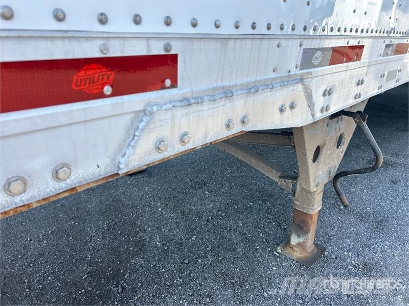 Utility 53 ft x 102 in T/A Van Trailer مقطورات ذات هيكل صندوقي