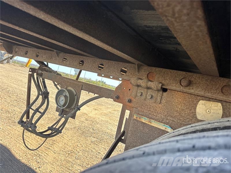 Utility 53 ft x 102 in T/A Van Trailer Dengtos priekabos