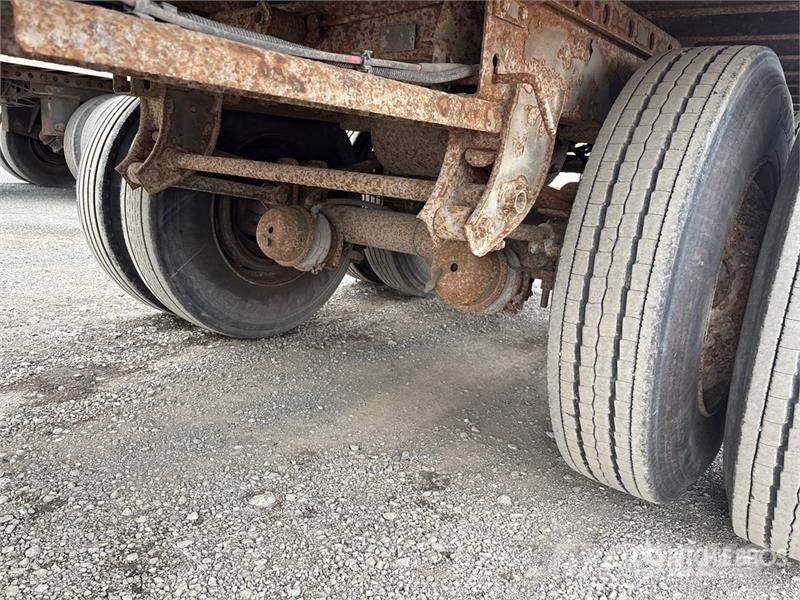 Utility 53 ft x 102 in T/A Van Trailer مقطورات ذات هيكل صندوقي