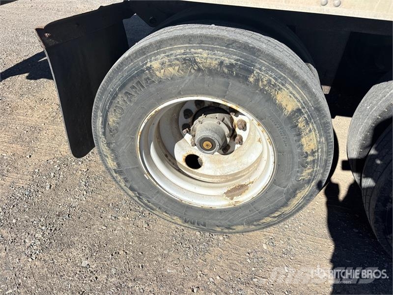 Utility 53 ft x 102 in T/A Van Trailer Dengtos priekabos