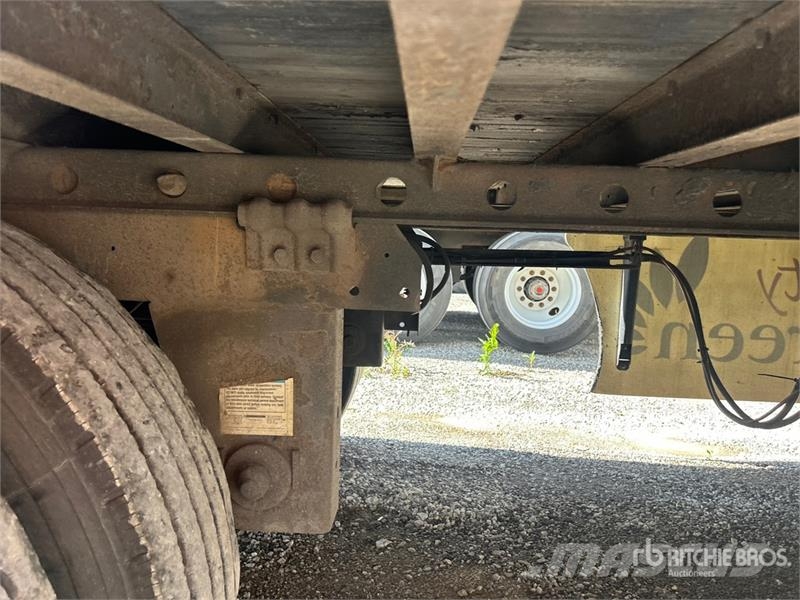 Utility 53 ft x 102 in T/A Van Trailer Dobozos pótkocsik