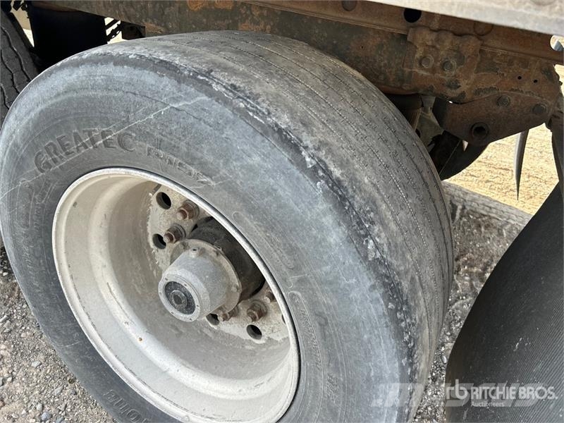 Utility 53 ft x 102 in T/A Refrigerated Trailer نصف مقطورات بدرجة حرارة قابلة للضبط