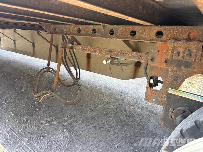 Utility 53 ft x 102 in T/A Van Trailer Gesloten opbouw trailers