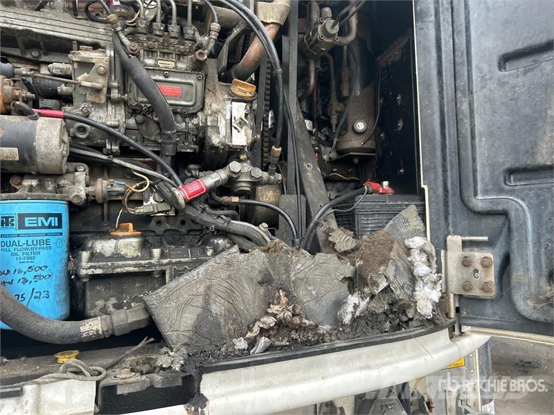 Utility VS2RA 53 ft T/A Refrigerated Trailer Piekabes ar temperatūras kontroli