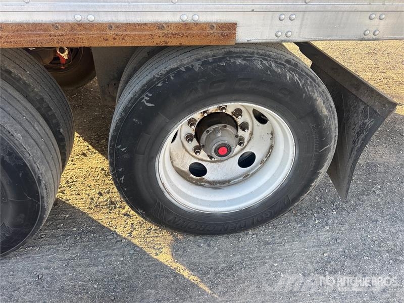 Utility VS2RA 53 ft x 102 in T/A Refrigerated Trailer Temperature controlled semi-trailers