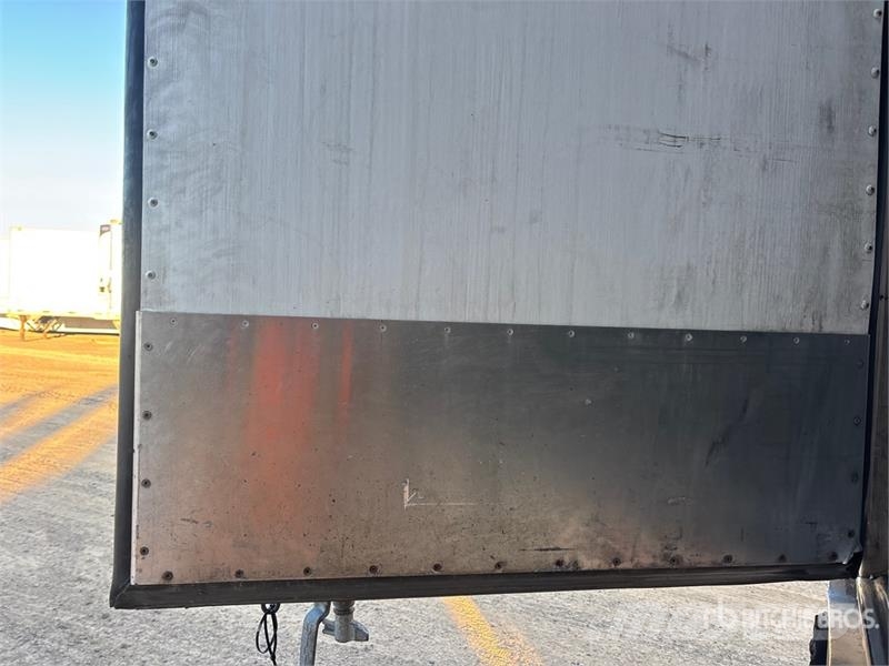 Utility VS2RA 53 ft x 102 in T/A Refrigerated Trailer Temperature controlled semi-trailers