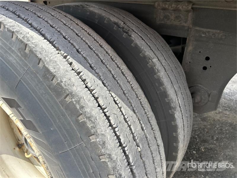 Utility VS2RA 53 ft x 102 in T/A Refrigerated Trailer Напівпричепи-рефрижератори