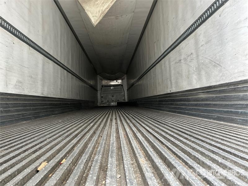 Utility VS2RA 53 ft x 102 in T/A Refrigerated Trailer Kühlauflieger