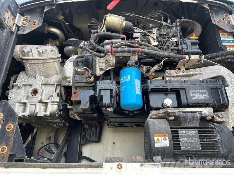 Utility VS2RA 53 ft x 102 in T/A Refrigerated Trailer Frysetrailer Semi