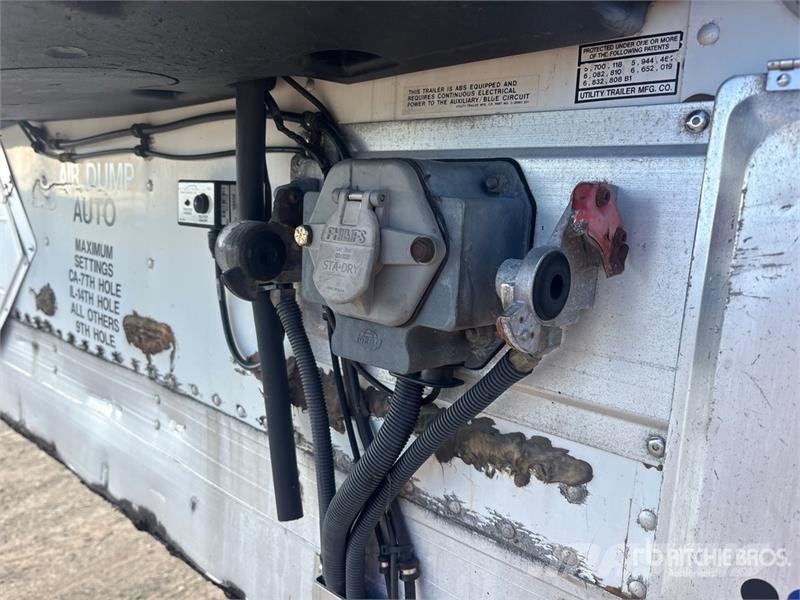Utility VS2RA 53 ft x 102 in T/A Refrigerated Trailer Frysetrailer Semi