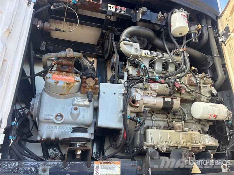 Utility VS2RA 53 ft x 102 in T/A Refrigerated Trailer Frysetrailer Semi