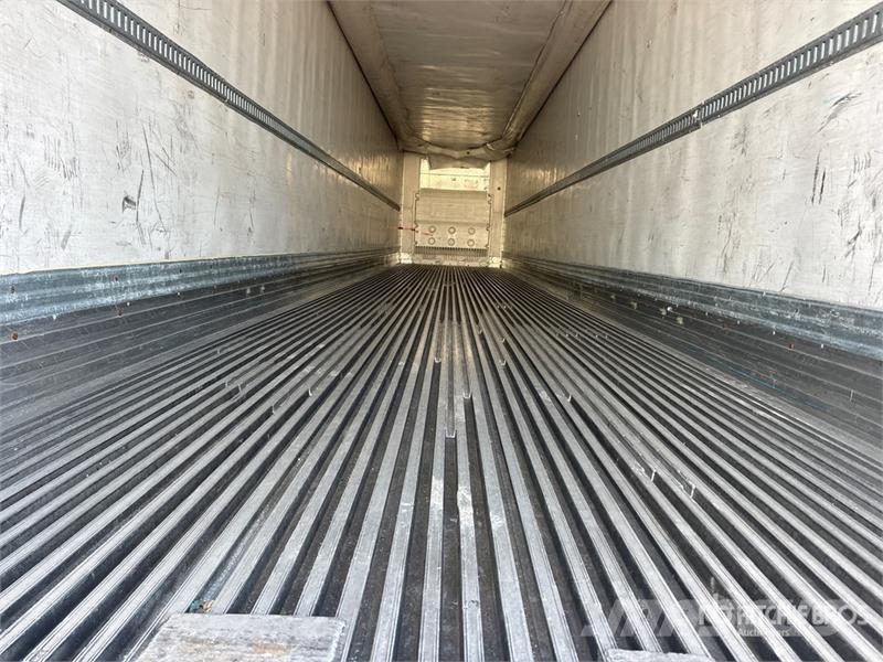 Utility VS2RA 53 ft x 102 in T/A Refrigerated Trailer Temperature controlled semi-trailers