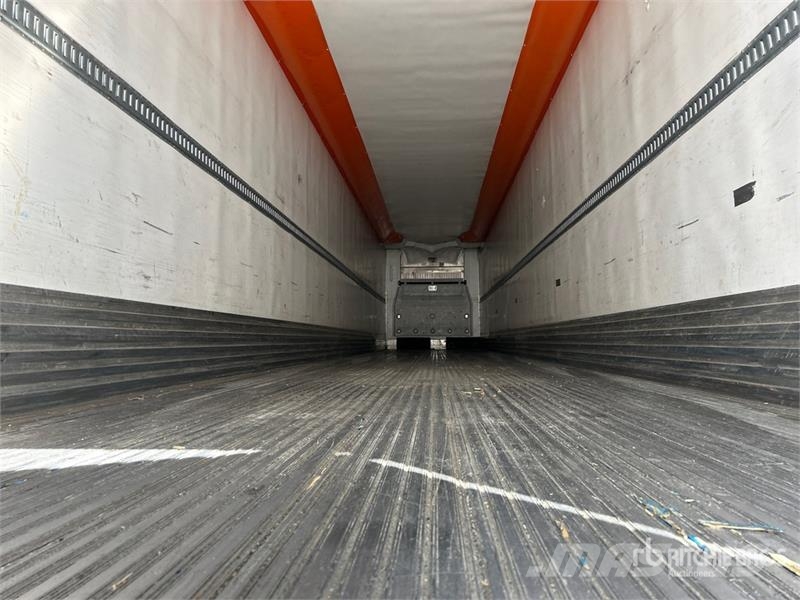 Utility VS2RA 53 ft x 102 in T/A Refrigerated Trailer Напівпричепи-рефрижератори