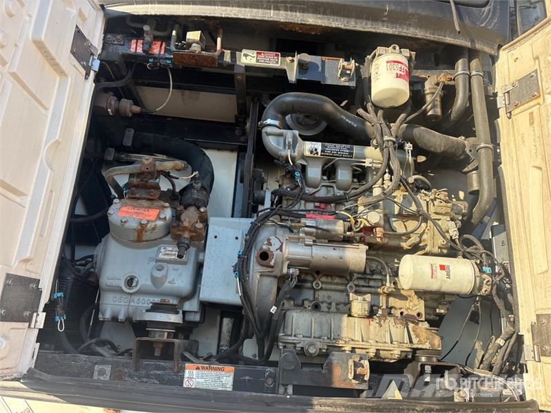Utility VS2RA 53 ft x 102 in T/A Refrigerated Trailer Temperature controlled semi-trailers