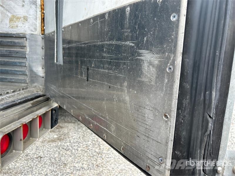 Utility VS2RA 53 ft x 102 in T/A Refrigerated Trailer Kühlauflieger
