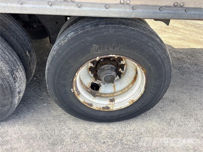 Utility VS2RA 53 ft x 102 in T/A Refrigerated Trailer Напівпричепи-рефрижератори