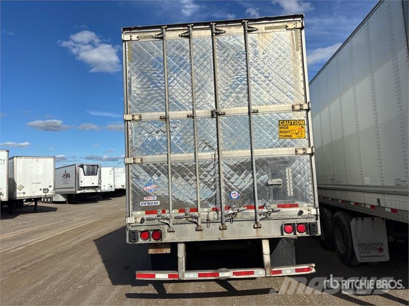 Utility VS3RA 53 ft x 102 in Tri/A Refrigerated Trailer 保温半挂车