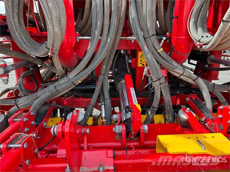 Väderstad Rapid A 600C Seed Drill Külvikud