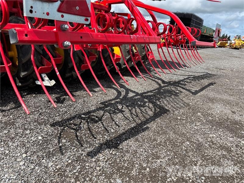 Väderstad Rapid A 600C Seed Drill Külvikud