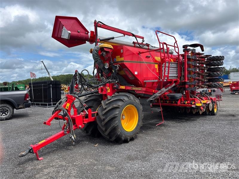Väderstad Rapid A 600C Seed Drill Külvikud
