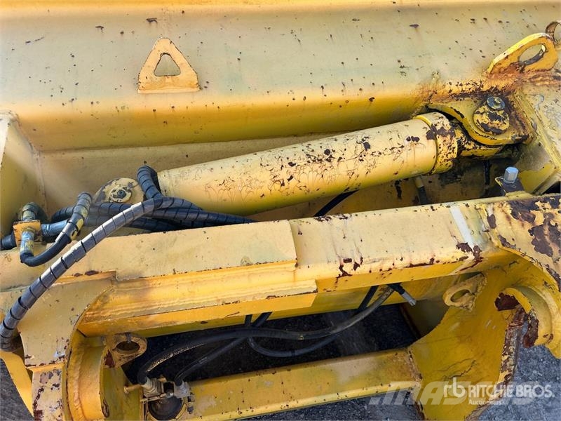 Vallee 168 in Q/C General Purpose Wheel Loader Bucket Κουβάδες
