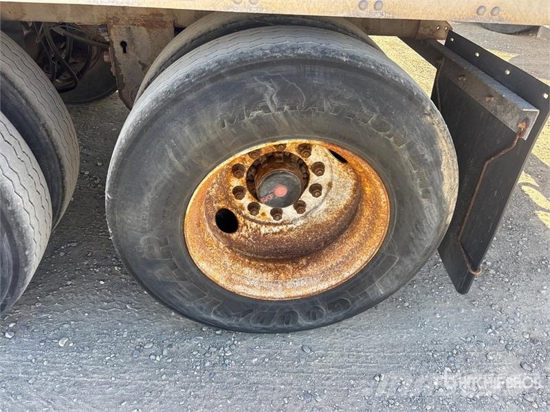 Vanguard 53 ft x 102 in T/A Van Trailer Dengtos priekabos