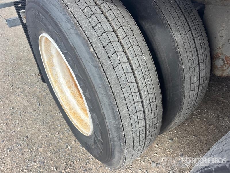 Vanguard 53 ft x 102 in T/A Van Trailer Прицепы-фургоны