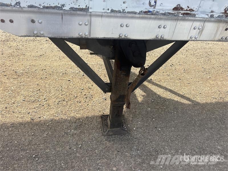 Vanguard 53 ft x 102 in T/A Van Trailer Fast kasse