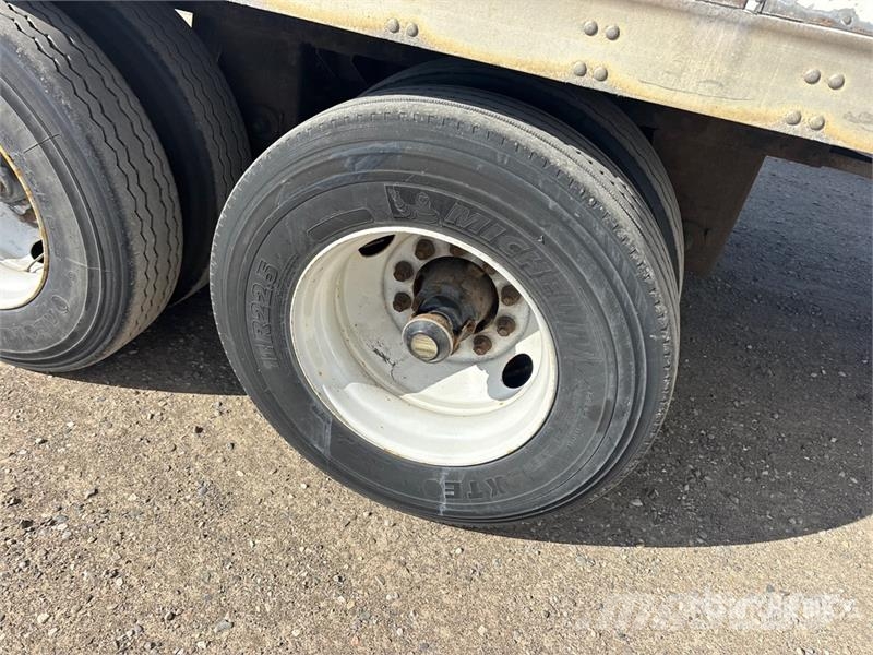 Vanguard 53 ft x 102 in T/A Van Trailer مقطورات ذات هيكل صندوقي
