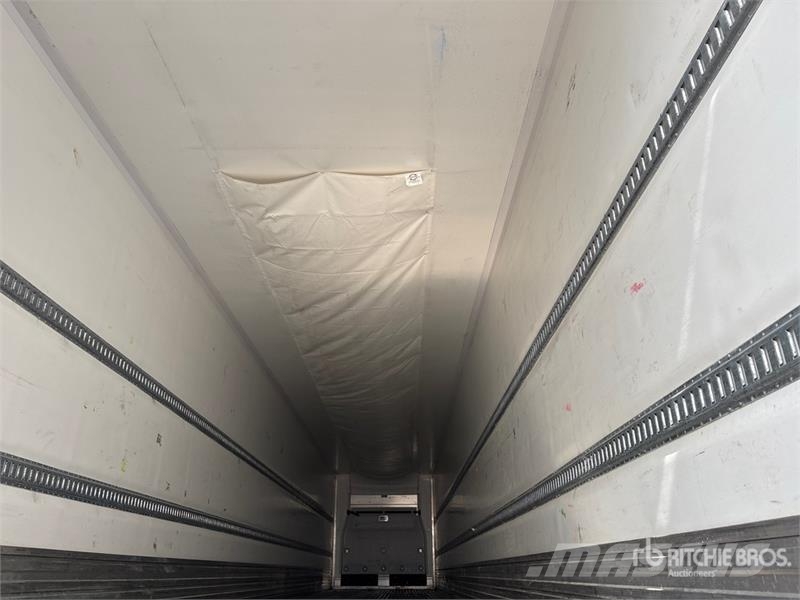 Vanguard 53 ft x 102 in Tri/A Refrigerated Trailer Chladiarenské návesy