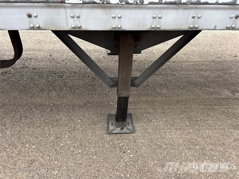 Vanguard 53 ft x 102 in T/A Van Trailer Причепи-фургони