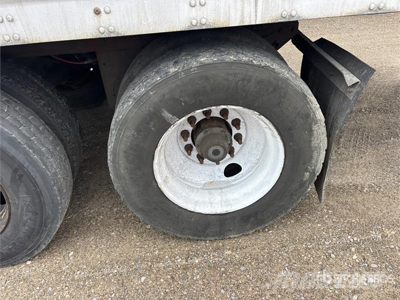 Vanguard 53 ft x 102 in T/A Van Trailer Причепи-фургони