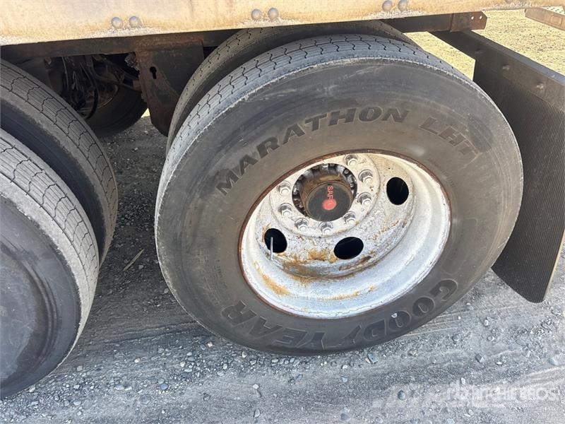 Vanguard 53 ft x 102 in T/A Van Trailer Dengtos priekabos