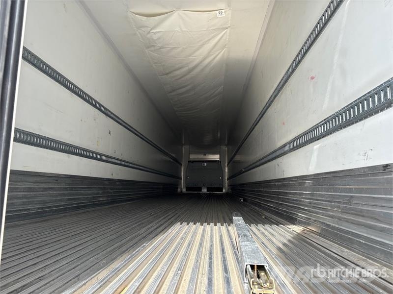 Vanguard 53 ft x 102 in Tri/A Refrigerated Trailer Chladiarenské návesy