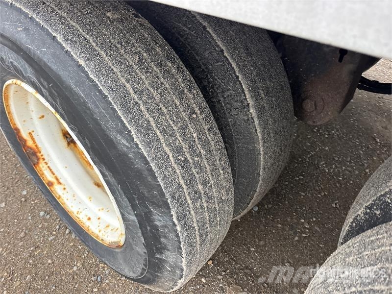 Vanguard 53 ft x 102 in T/A Van Trailer Przyczepy ze skrzynią zamkniętą