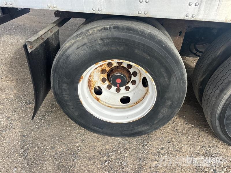 Vanguard 53 ft x 102 in T/A Van Trailer Fast kasse