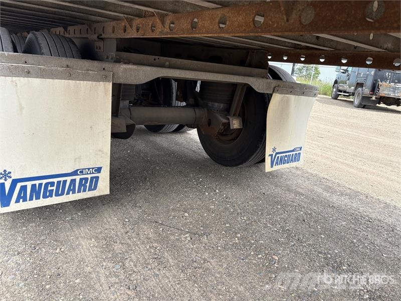 Vanguard 53 ft x 102 in Tri/A Refrigerated Trailer Chladiarenské návesy
