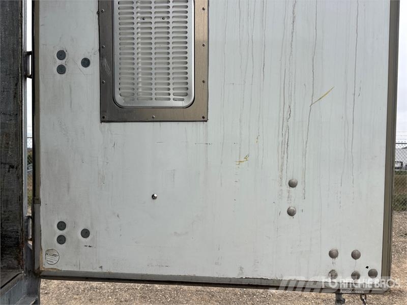 Vanguard 53 ft x 102 in T/A Van Trailer Причепи-фургони