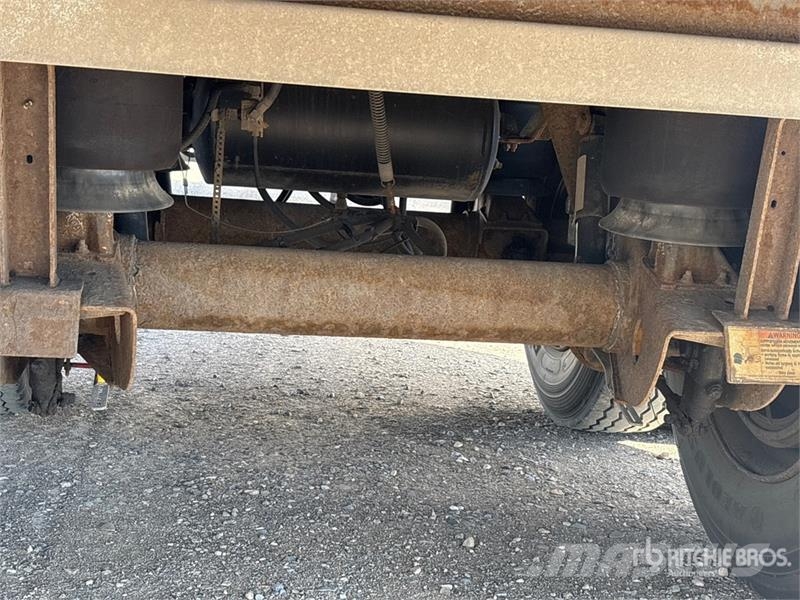 Vanguard 53 ft x 102 in T/A Van Trailer مقطورات ذات هيكل صندوقي