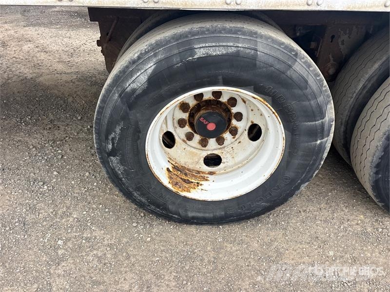 Vanguard 53 ft x 102 in T/A Van Trailer Прицепы-фургоны