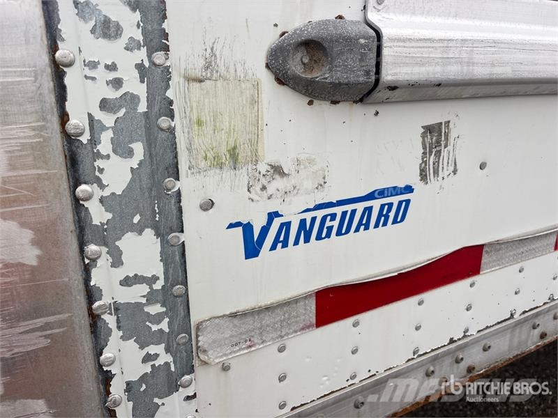 Vanguard 53 ft x 102 in Tri/A Van Trailer Прицепы-фургоны