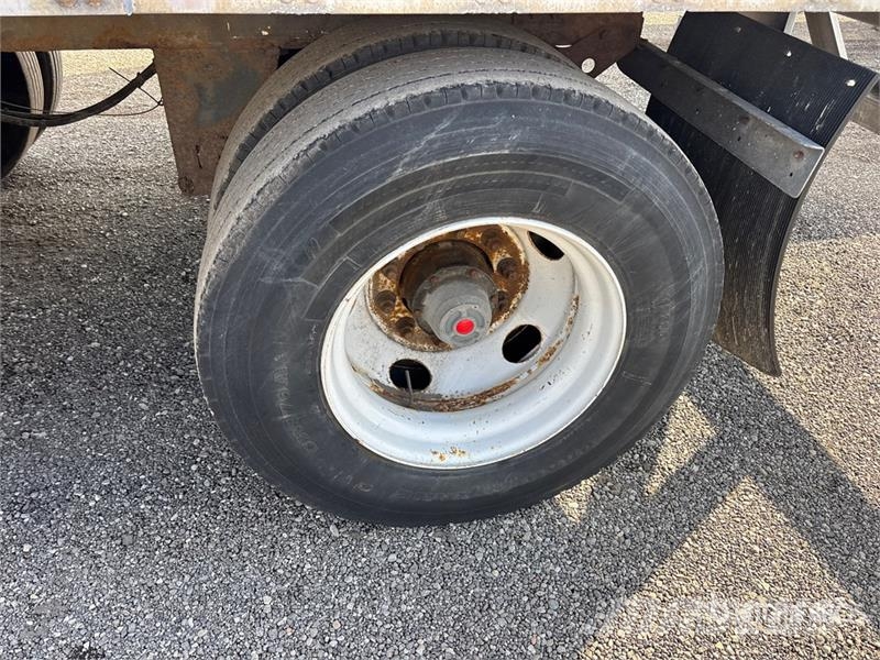 Vanguard 53 ft x 102 in Tri/A Van Trailer مقطورات ذات هيكل صندوقي